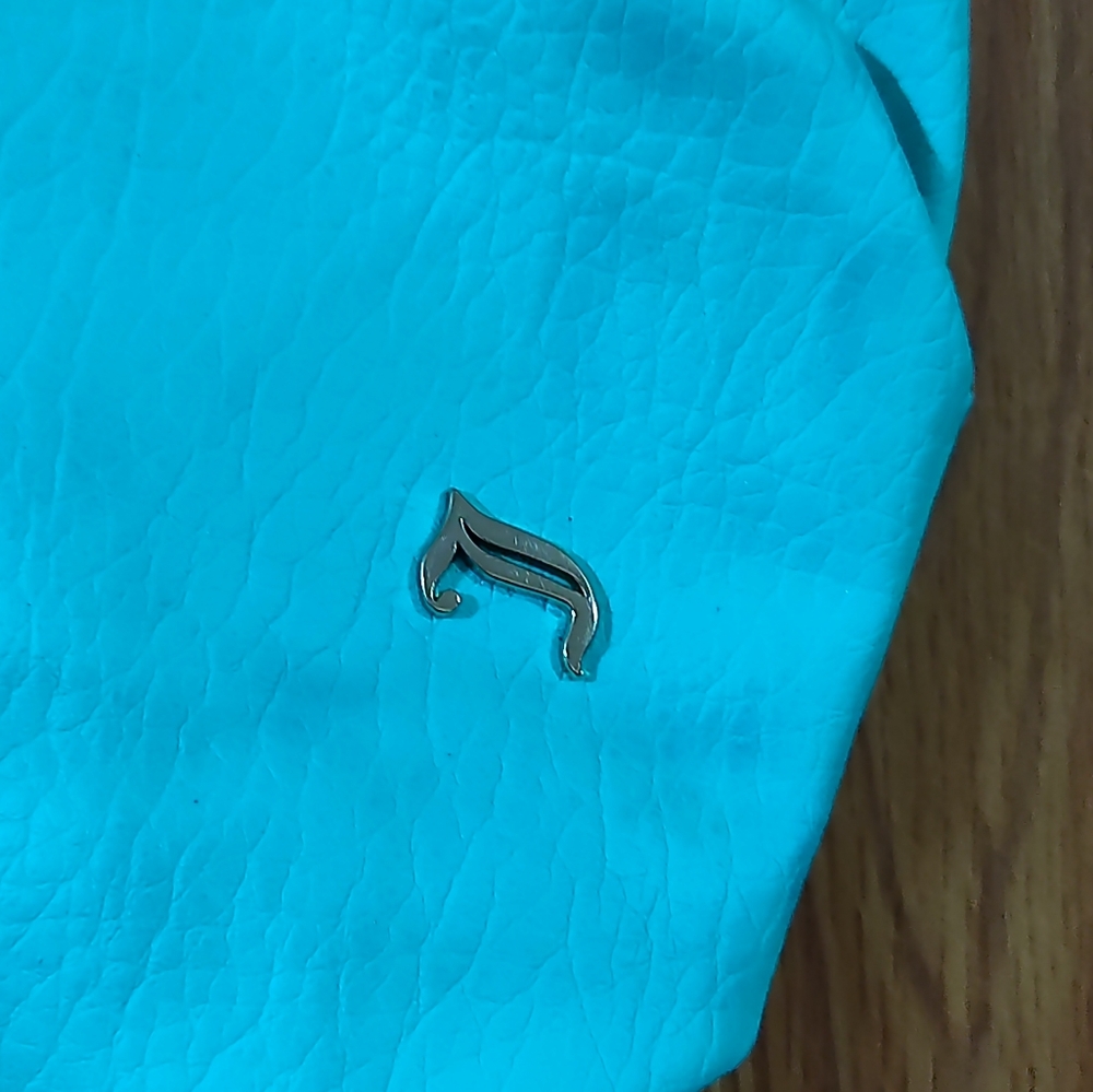Juicy Couture Teal Wristlet with ink transfer mark USED - Picture 4 of 6